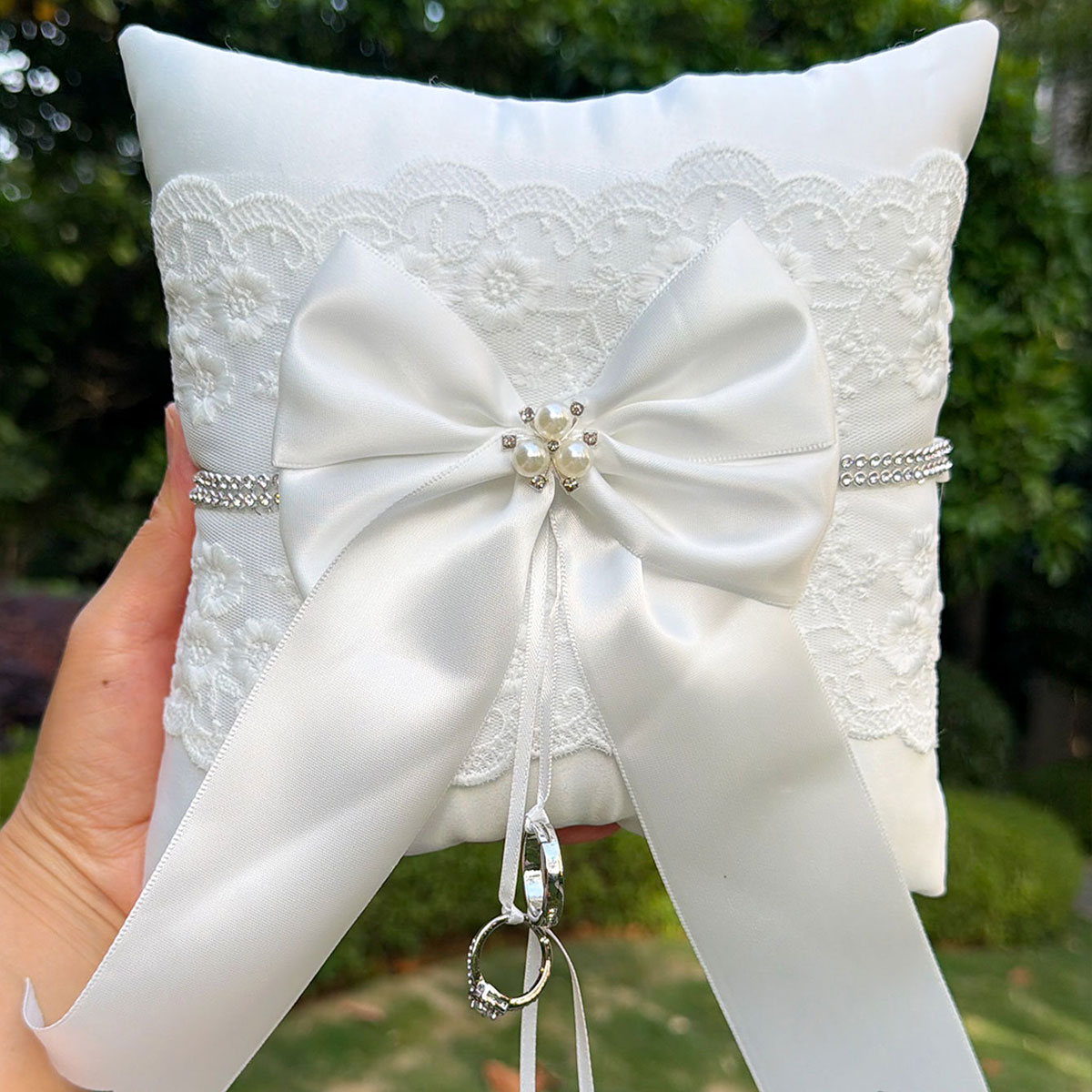White Lace Wedding Ring Pillow - đánh giá và giá Ring Bearer Pillow