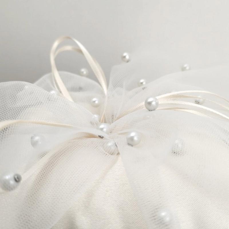 Gối handmade mang nhẫn trắng c - đánh giá và giá Ring Bearer Pillow