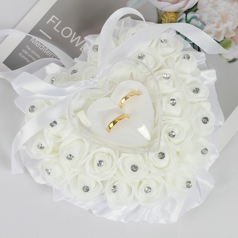 Romantic Wedding Ring Pillow L - đánh giá và giá Ring Bearer Pillow